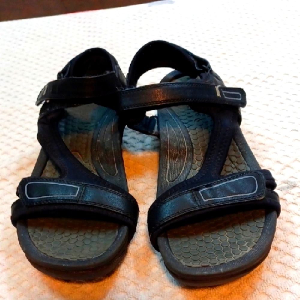 BareTraps Black Sandals Delona Womans Sz 9 M